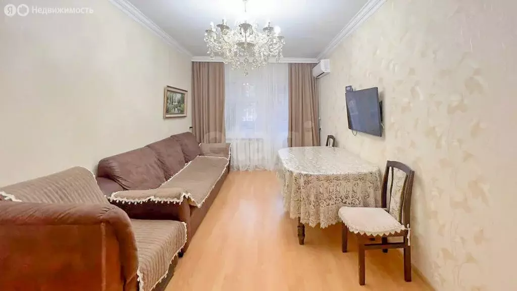 3-комнатная квартира: Нальчик, улица Мальбахова, 62 (55.9 м) - Фото 2