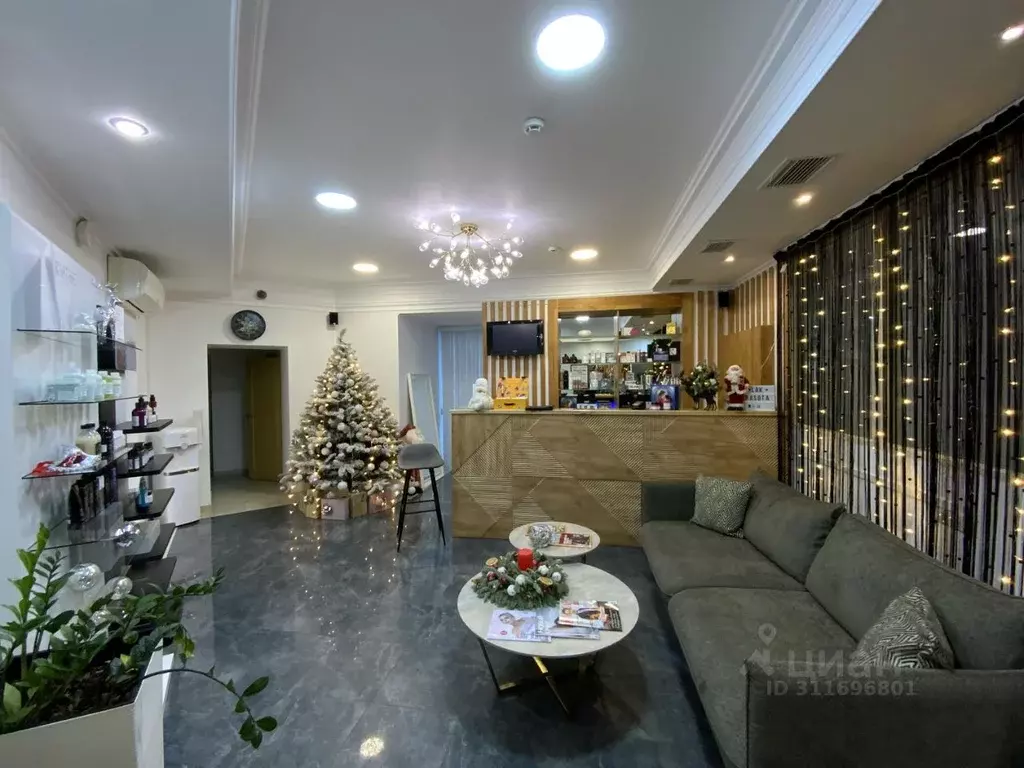 Помещение свободного назначения в Тюменская область, Тюмень ул. ... - Фото 2