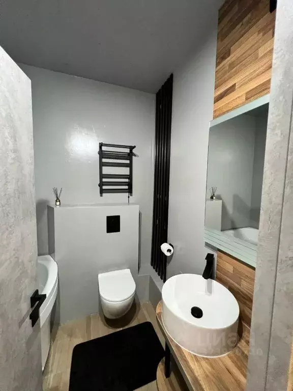 2-к кв. Красноярский край, Красноярск ул. Апрельская, 9А (55.0 м) - Фото 2