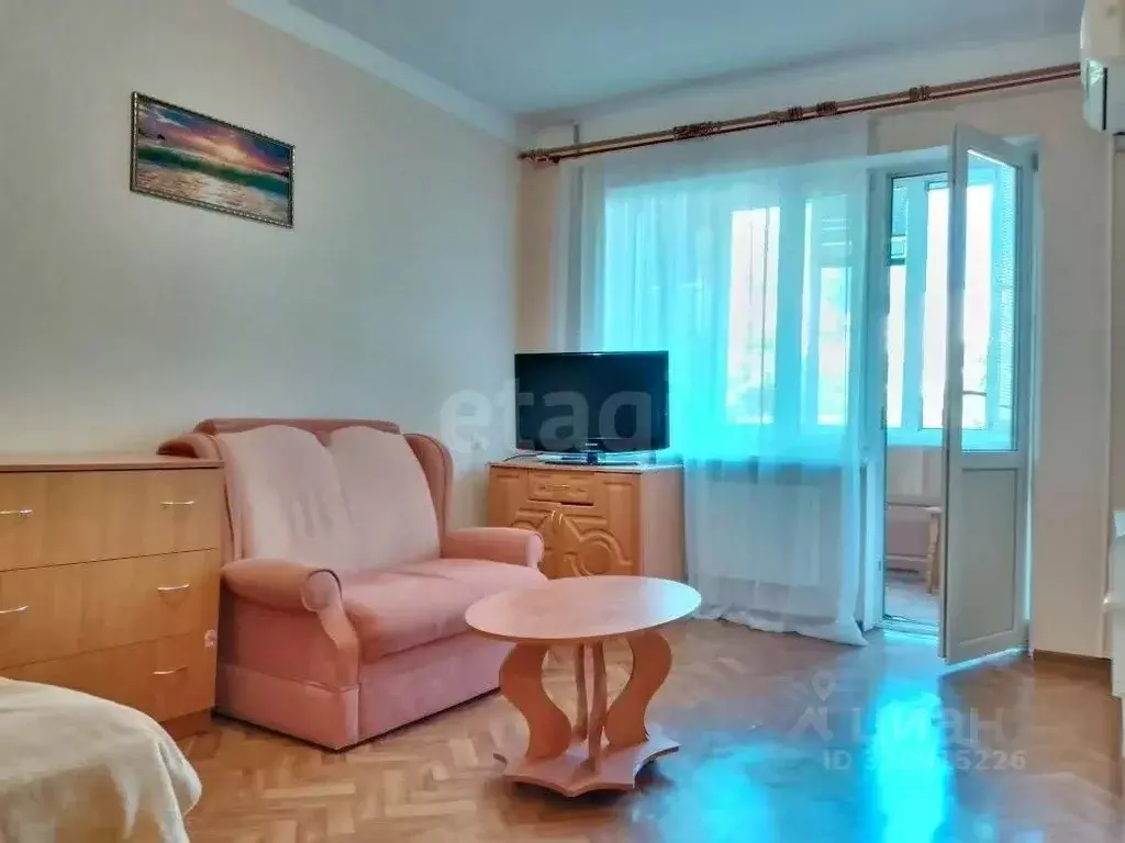 1-к кв. Севастополь просп. Октябрьской Революции, 25 (30.5 м) - Фото 1