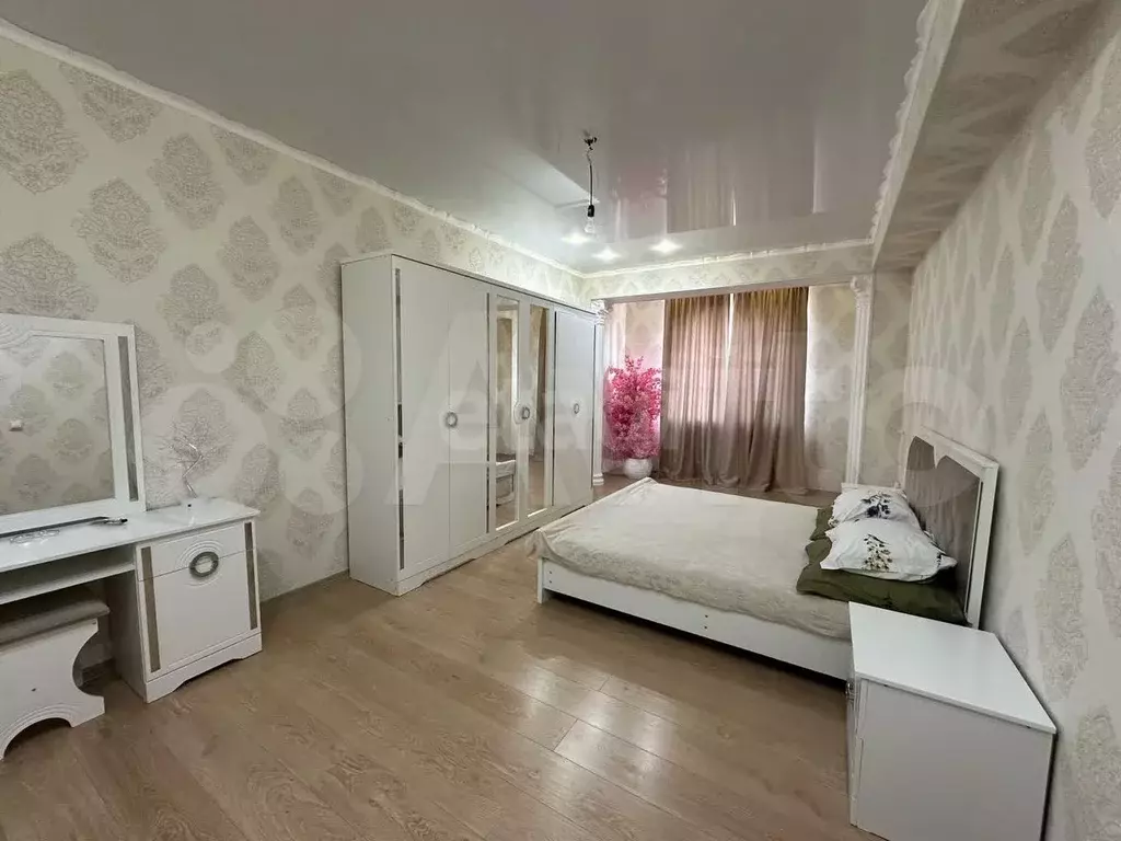 2-к. квартира, 71 м, 8/11 эт. - Фото 0