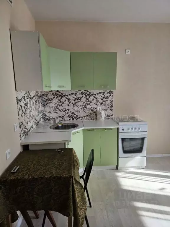 Студия Тюменская область, Тюмень ул. Фармана Салманова, 4 (23.0 м) - Фото 1