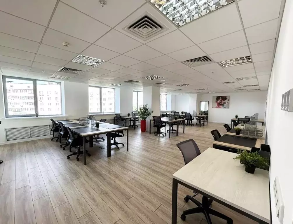 Офис в Москва ул. Академика Варги, 8К1 (172 м) - Фото 1