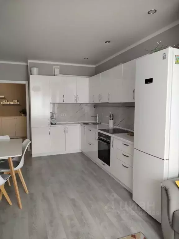 2-к кв. Белгородская область, Белгород ул. Есенина, 9к2 (53.0 м) - Фото 2