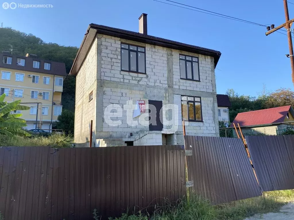 Дом в посёлок городского типа Дагомыс, Российская улица (176 м) - Фото 0