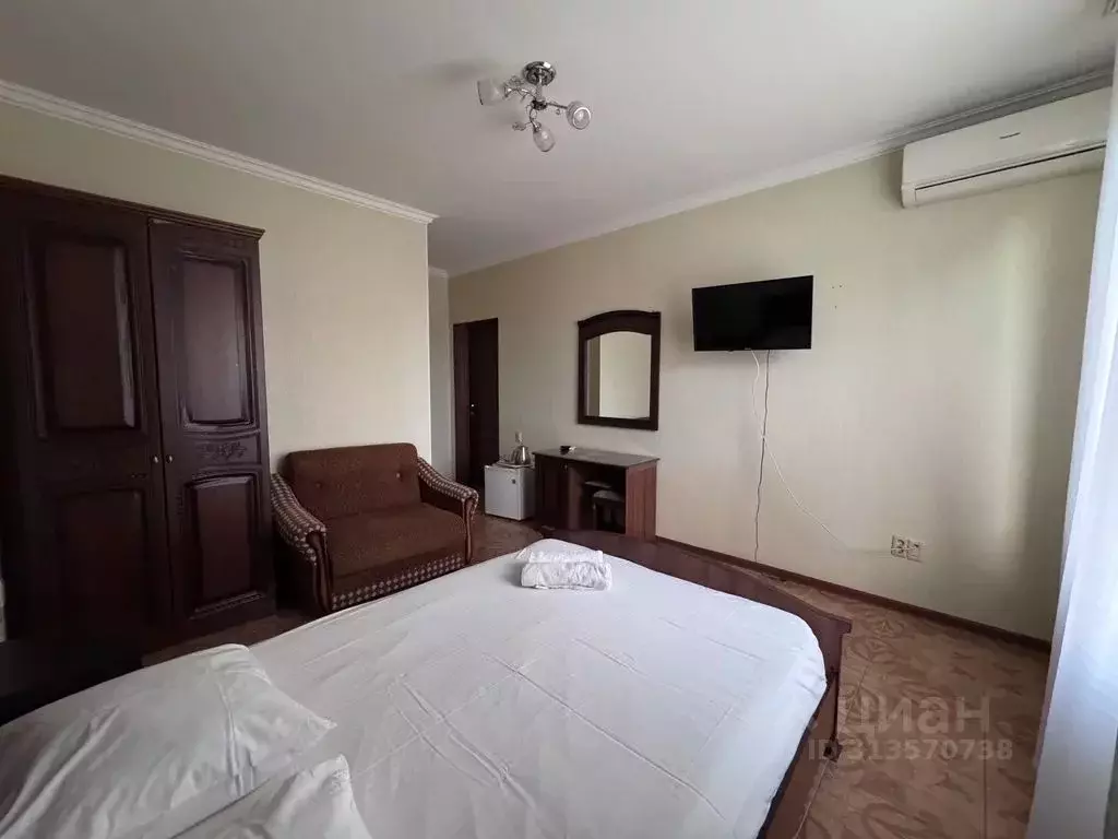 Комната Краснодарский край, Сочи Адлер жилрайон, ул. 8 Марта, 18Б - Фото 2