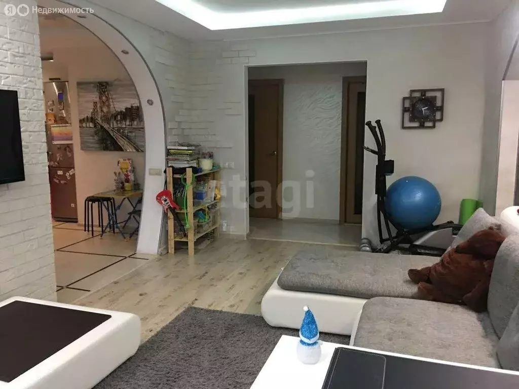 3-комнатная квартира: Нижний Новгород, улица Академика Сахарова, 109к1 ... - Фото 2