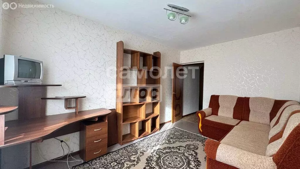 3-комнатная квартира: Клин, городок Клин-5, Центральная улица, 73с1 ... - Фото 1