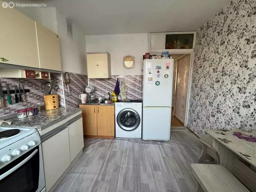 2-комнатная квартира: Уссурийск, улица Попова, 116 (47.1 м) - Фото 2