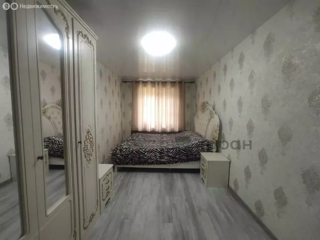2-комнатная квартира: Челябинск, улица Калмыкова, 16 (46 м) - Фото 0