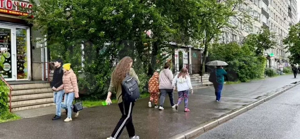 Площадь на трафике 10м2 Дыбенко - Фото 0