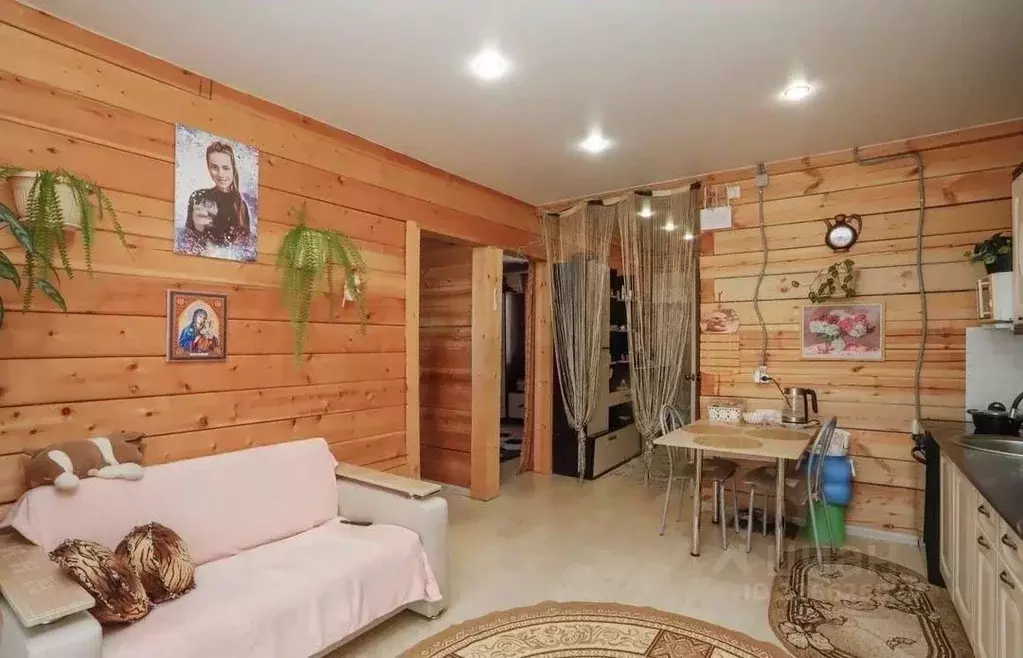 Дом в Иркутская область, Иркутский муниципальный округ, с. Хомутово ... - Фото 1