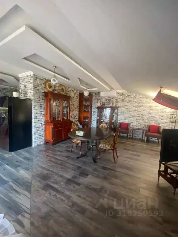 3-к кв. Краснодарский край, Геленджик ул. Кузнецова, 24 (140.0 м) - Фото 1