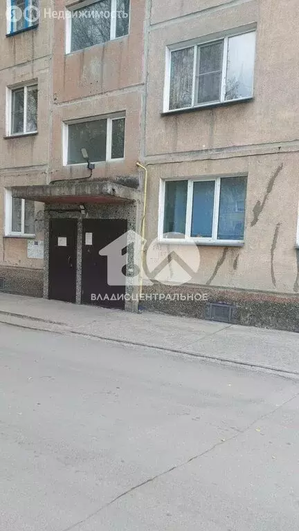3-комнатная квартира: Линёво, рабочий поселок Линёво, Листвянская ... - Фото 0