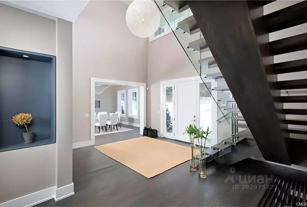 Коттедж в Московская область, Одинцовский городской округ, д. Лапино  ... - Фото 1