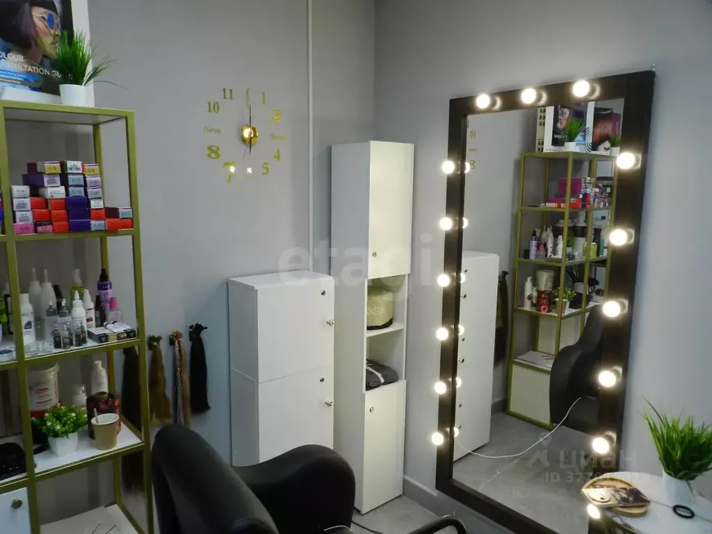 Помещение свободного назначения в Курганская область, Курган ул. ... - Фото 1