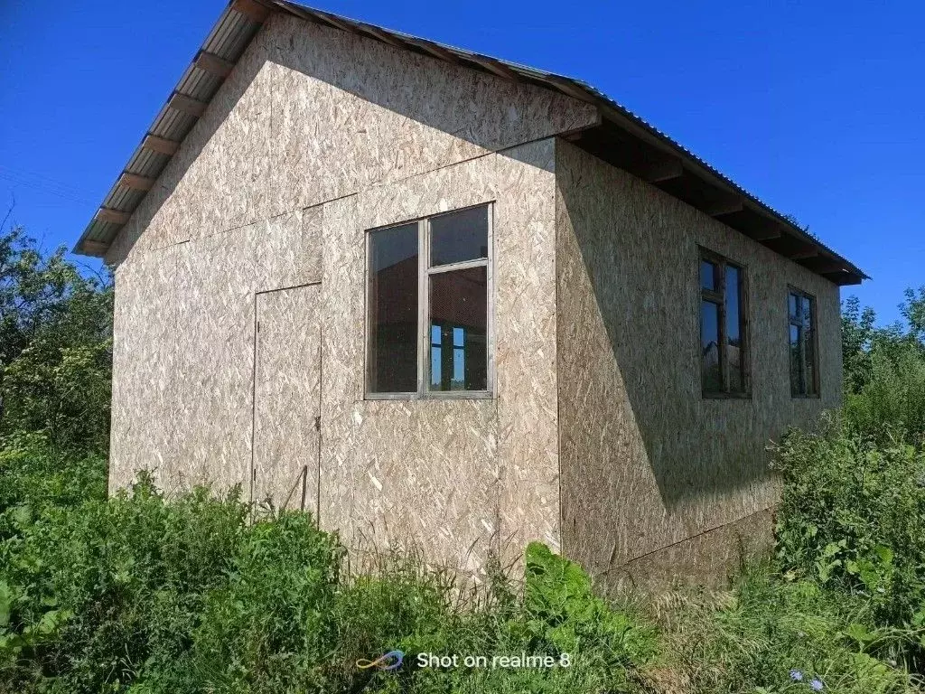 Дом в Башкортостан, Чишминский район, Новотроицкий сельсовет, д. ... - Фото 1