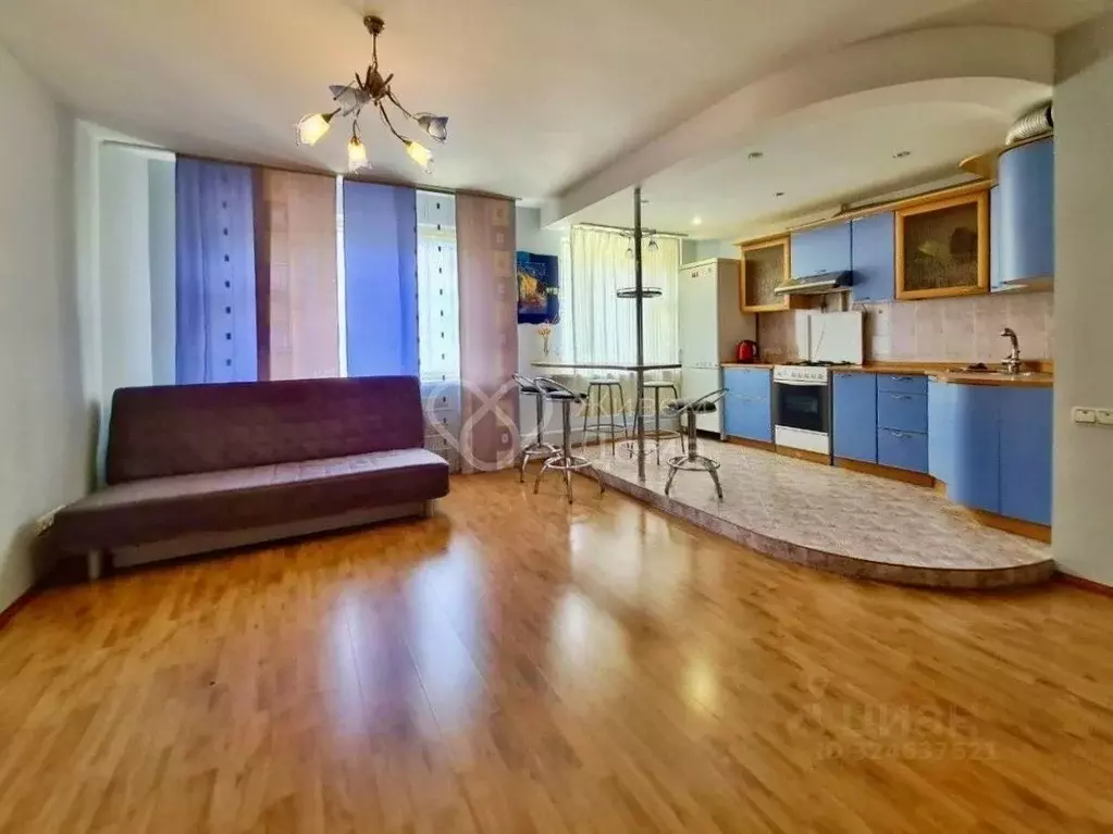 3-к кв. Волгоградская область, Волгоград Нарвская ул., 8 (65.2 м) - Фото 2