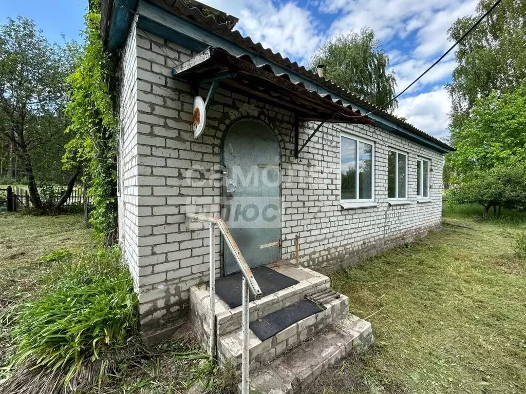 Дом в Белгородская область, Старооскольский городской округ, с. ... - Фото 1