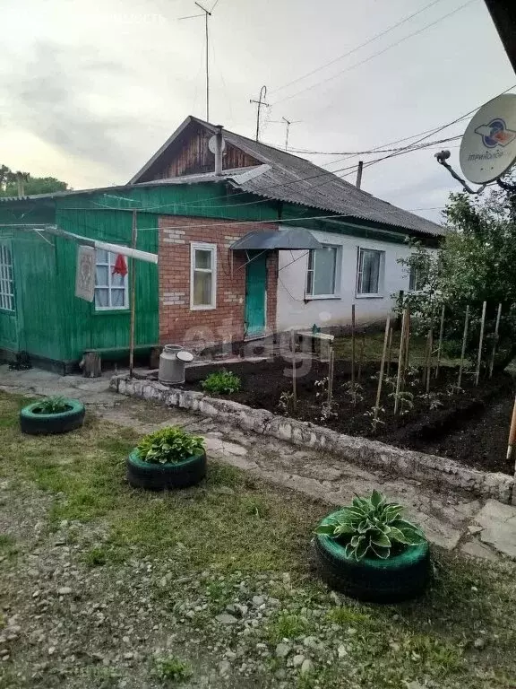 Дом в село Алтайское, улица Сенчихина (50.2 м) - Фото 0