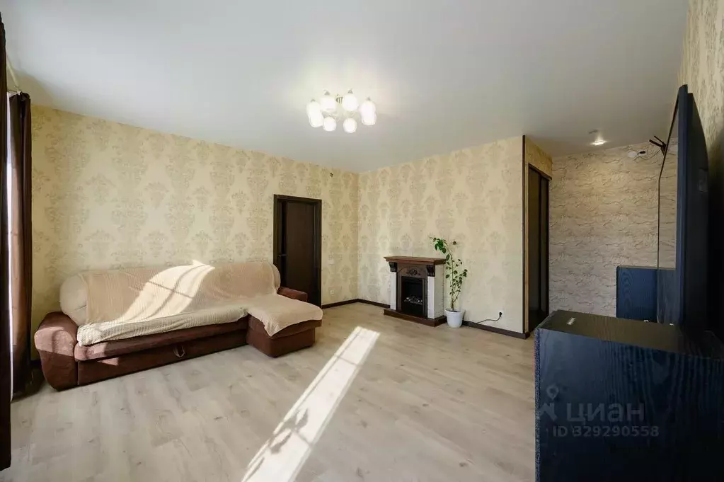 2-к кв. Кировская область, Котельнич Советская ул., 90 (71.0 м) - Фото 2