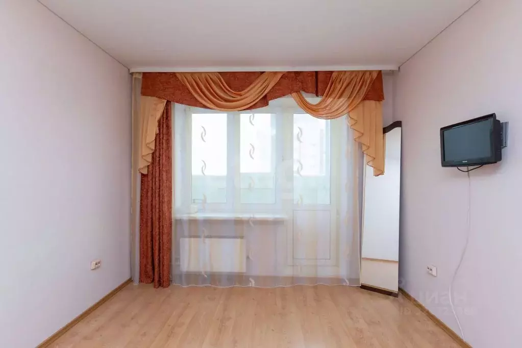 1-к кв. Тюменская область, Тюмень ул. Западносибирская, 12к1 (26.7 м) - Фото 1