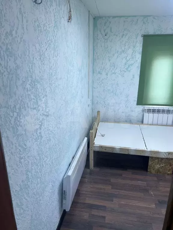 Комната 9 м в 3-к., 1/1 эт. - Фото 1