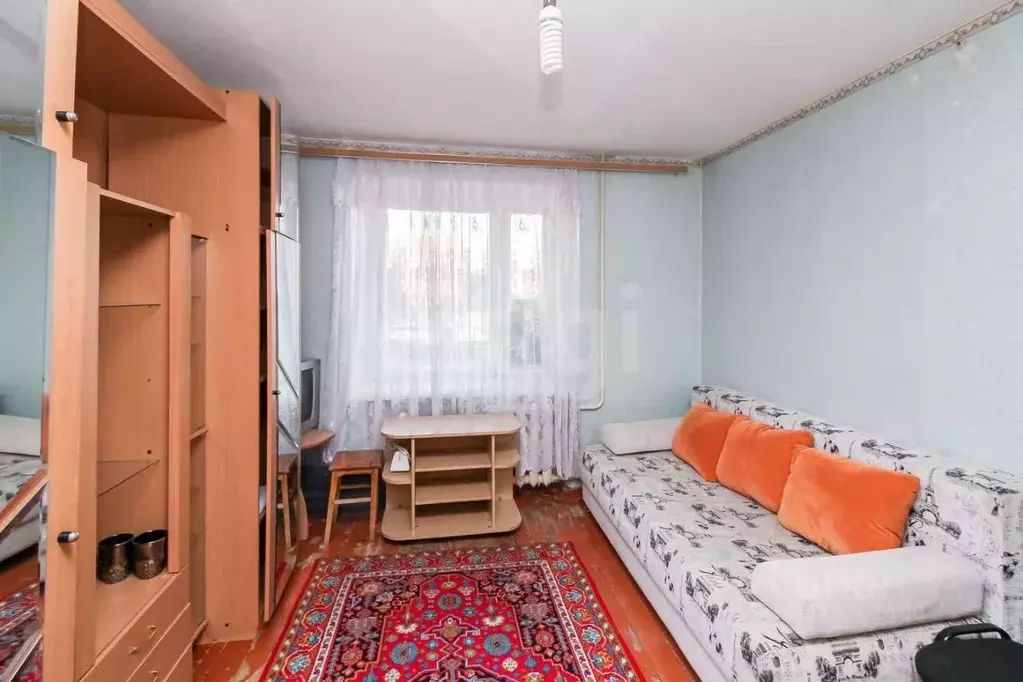 Комната Тюменская область, Тюмень ул. Республики, 210 (12.6 м) - Фото 1