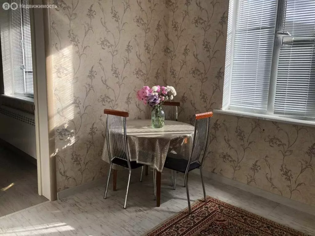 2-комнатная квартира: Махачкала, проспект Али-Гаджи Акушинского, ... - Фото 2