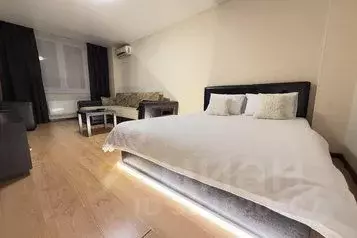 1-к кв. Свердловская область, Екатеринбург ул. Щорса, 103 (46.0 м) - Фото 1