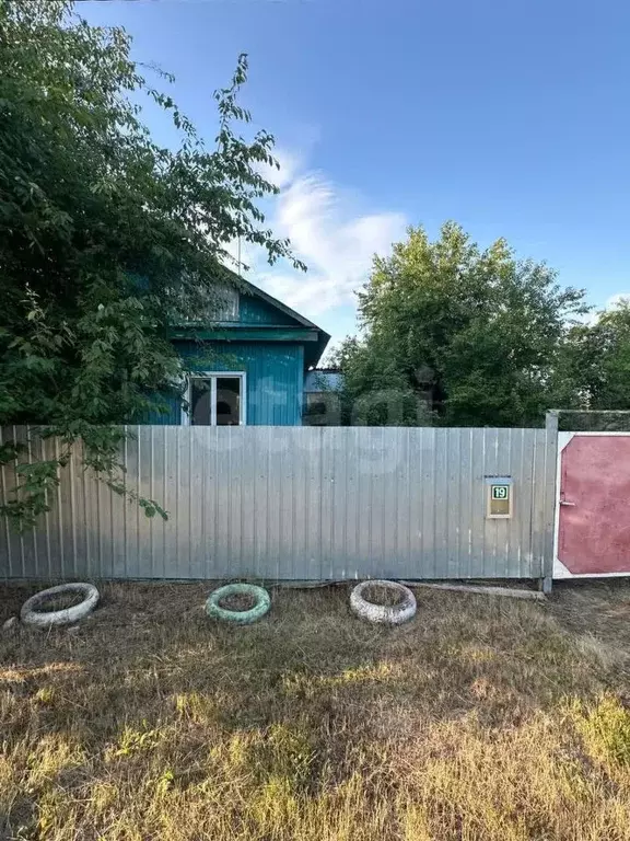 Дом в Амурская область, Ивановский муниципальный округ, с. Дмитриевка  ... - Фото 1
