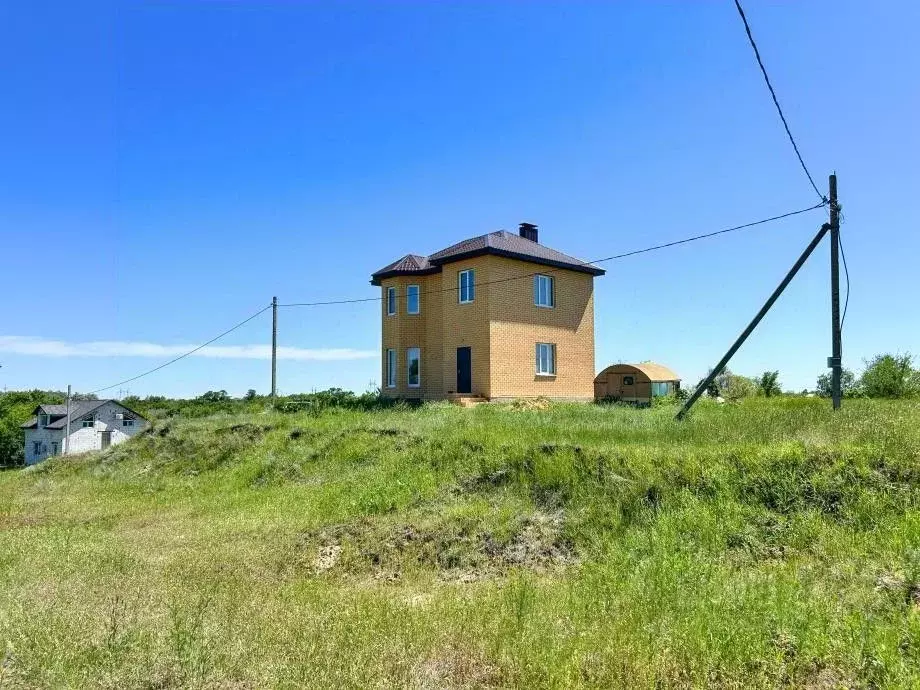 Дом в Саратовская область, с. Боковка ул. Лесная (107 м) - Фото 0