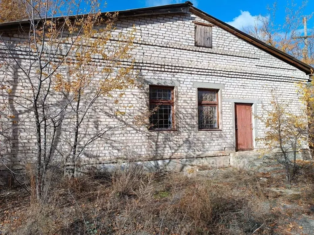 Дом в Волгоградская область, Дубовка Степная ул. (300 м) - Фото 0