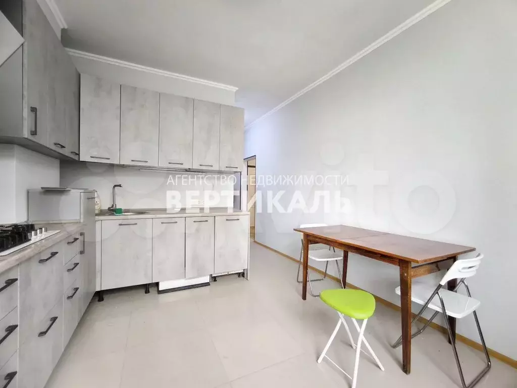 4-к. квартира, 100 м, 6/10 эт. - Фото 0