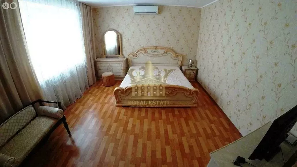 2-комнатная квартира: Евпатория, проспект Ленина, 25Б (62.3 м) - Фото 1