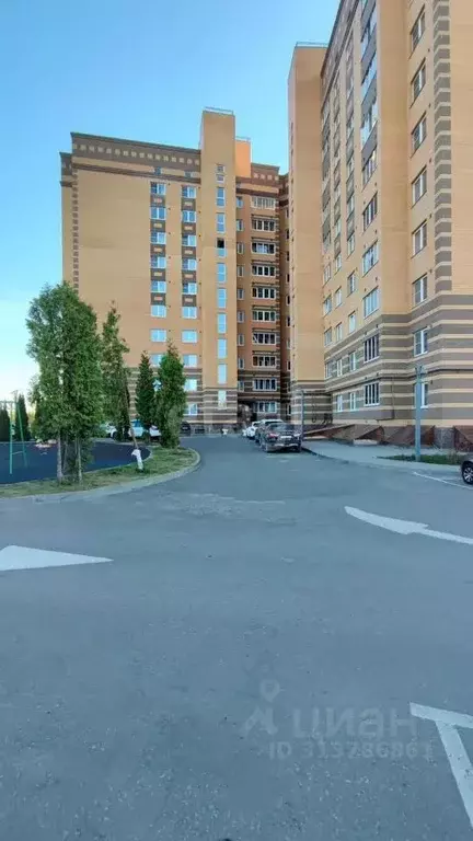 3-к кв. Калужская область, Калуга проезд Тарусский, 14 (84.7 м) - Фото 2