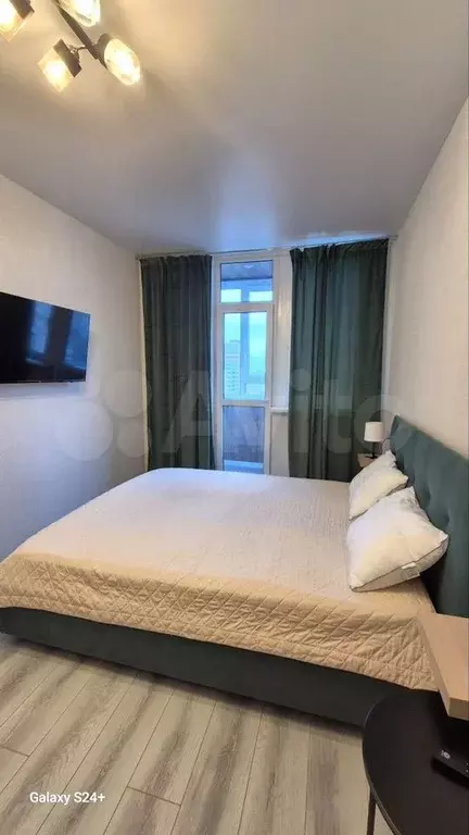 1-к. квартира, 40 м, 15/27 эт. - Фото 1