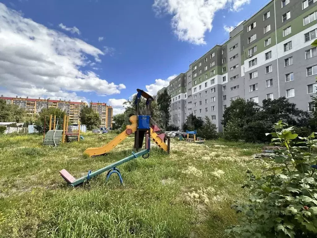 3-к кв. Челябинская область, Челябинск Шуменская ул., 10 (65.1 м) - Фото 1