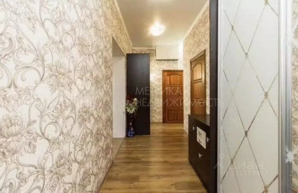 Коттедж в Тюменская область, Тюмень ул. Бакинских Комиссаров (170 м) - Фото 1