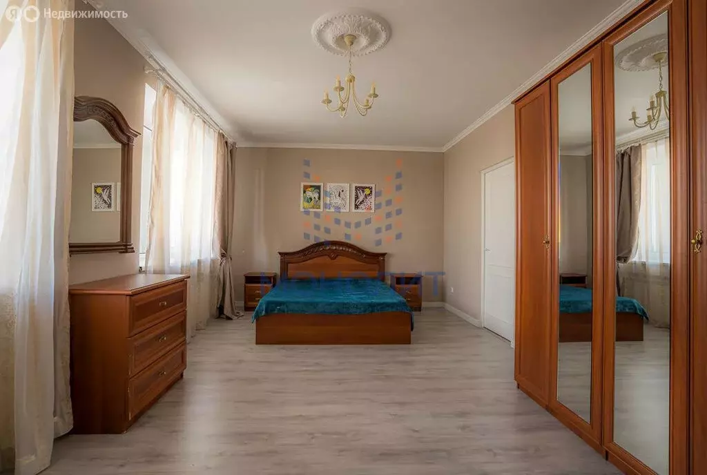 3-комнатная квартира: посёлок городского типа Новоивановское, улица ... - Фото 1