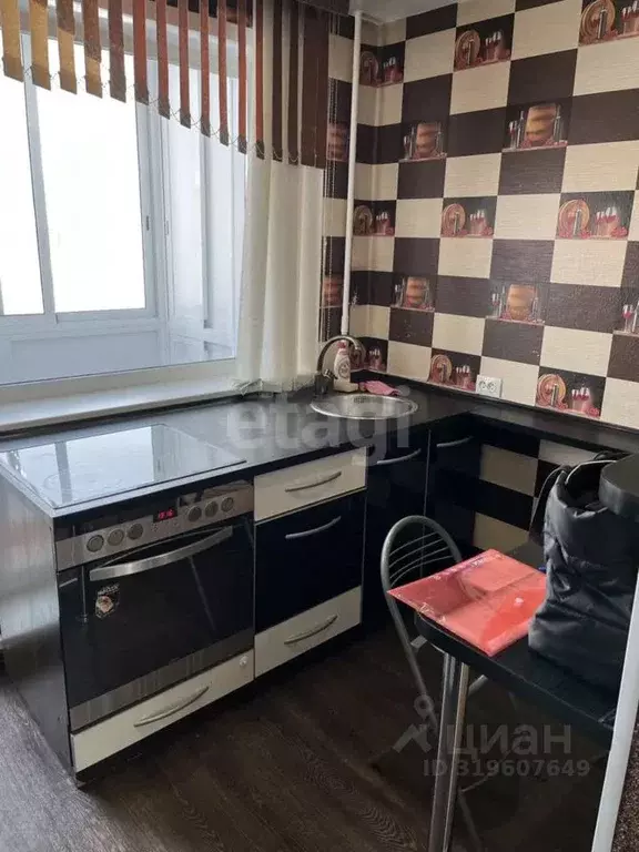 3-к кв. Кемеровская область, Кемерово Спортивная ул., 40 (45.0 м) - Фото 1