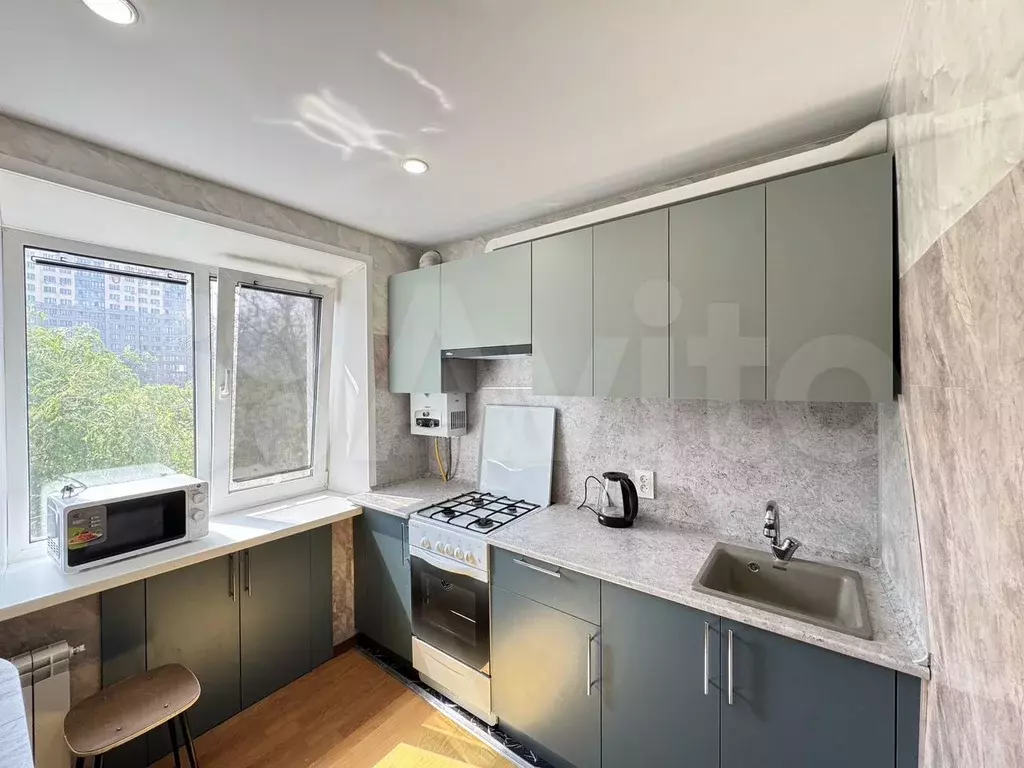 1-к. квартира, 31 м, 5/5 эт. - Фото 0
