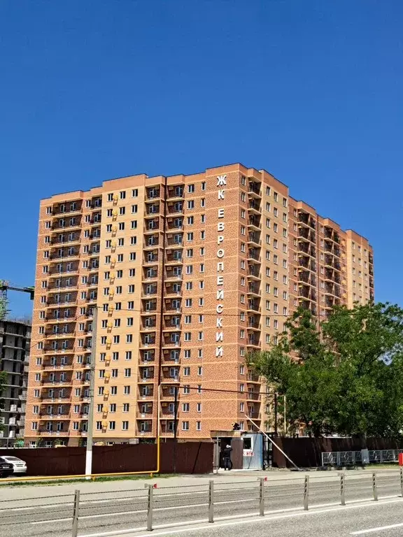 2-к. квартира, 77,1 м, 16/16 эт. - Фото 1