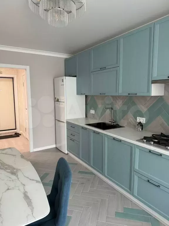 1-к. квартира, 51 м, 7/10 эт. - Фото 1