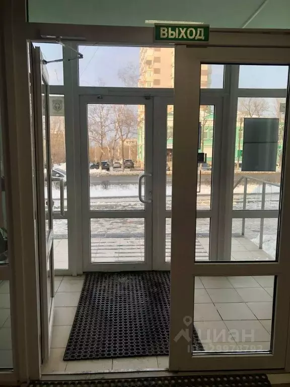 Помещение свободного назначения в Приморский край, Артем ул. Кирова, ... - Фото 2