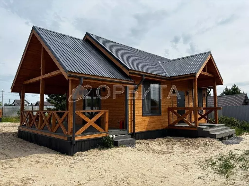 Дом в Тюменская область, Тюменский муниципальный округ, Пятница ТСН ... - Фото 1