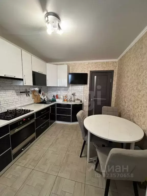 1-к кв. Брянская область, Брянск Почтовая ул., 154 (37.0 м) - Фото 0