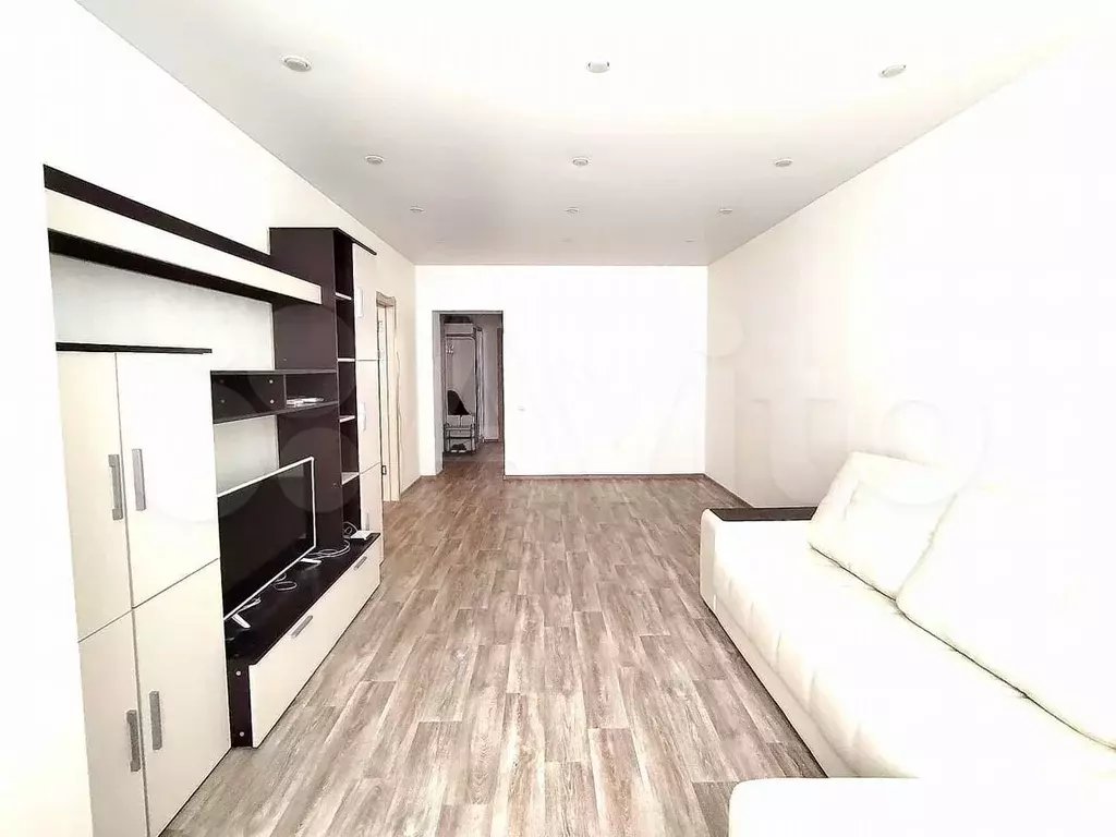 2-к. квартира, 67,2 м, 3/3 эт. - Фото 0