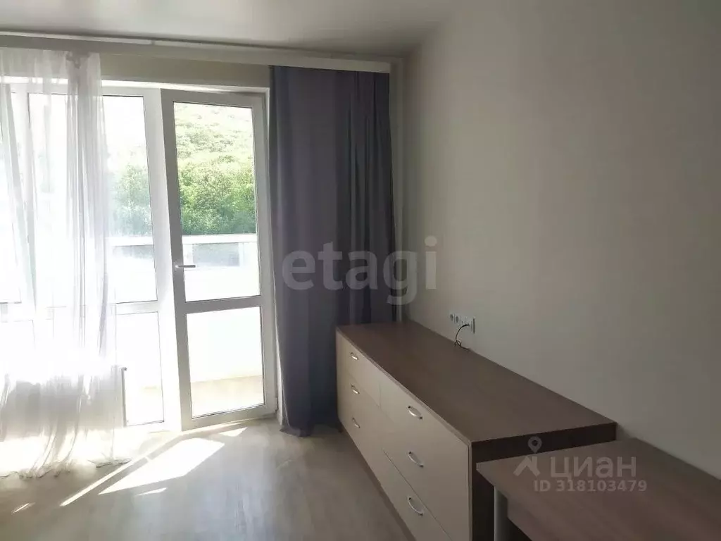 Студия Приморский край, Владивосток ул. Майора Филипова, 11к2 (25.4 м) - Фото 1