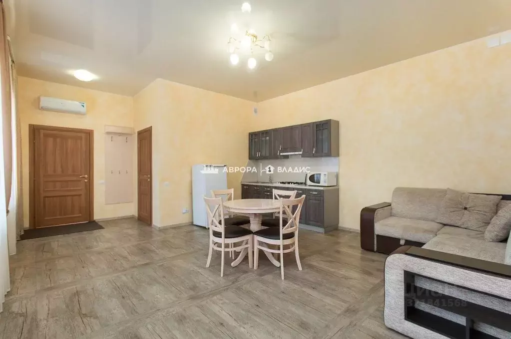 Дом в Башкортостан, Абзелиловский район, Ташбулатовский сельсовет, д. ... - Фото 1